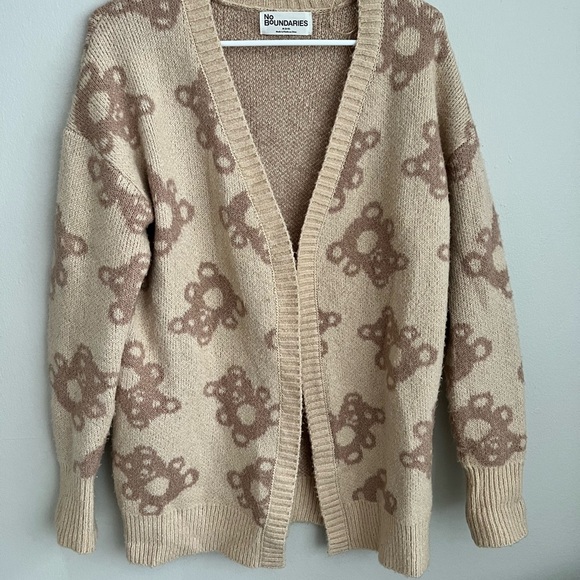 No Boundaries Cream and Brown Women's Sweater - Picture 2 of 2